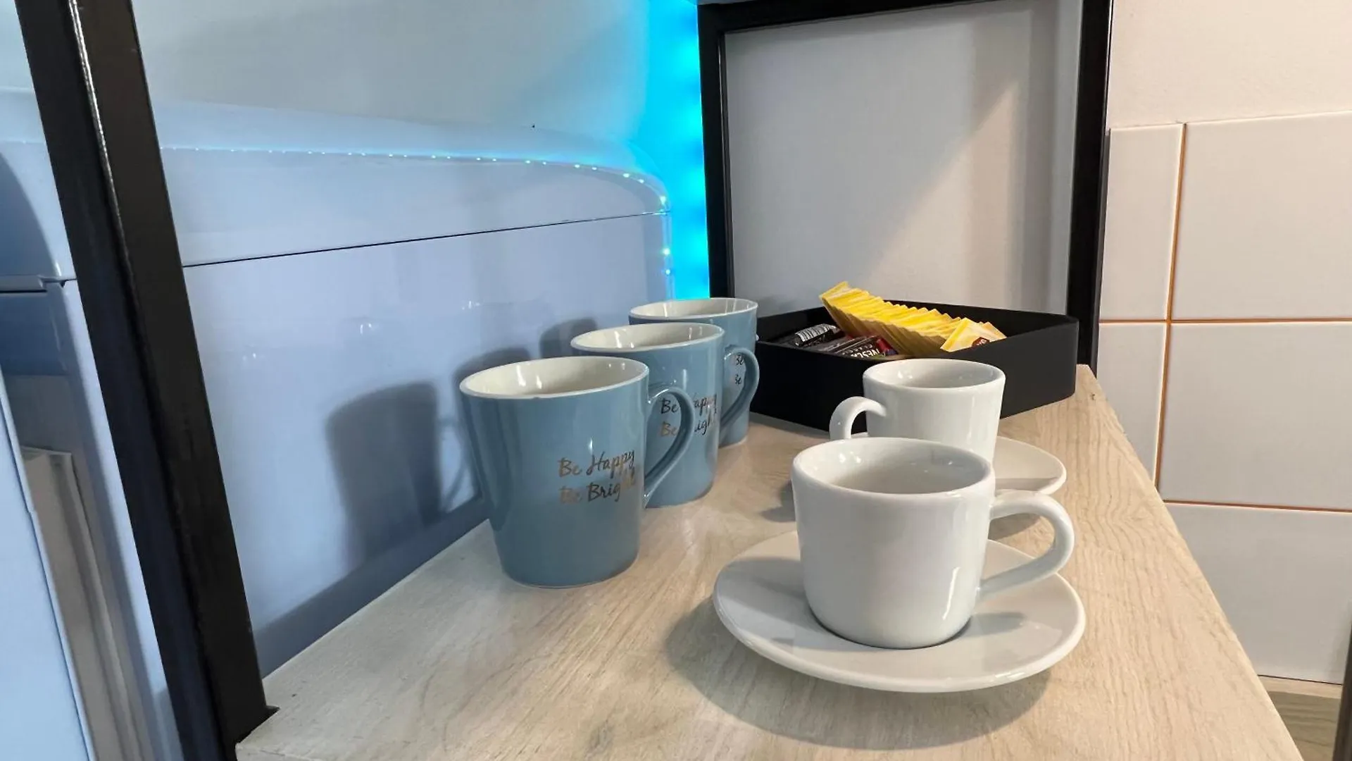 Lazienki Krolewskie Studio Z Antresola I Widokiem Warsaw 0*,  Poland